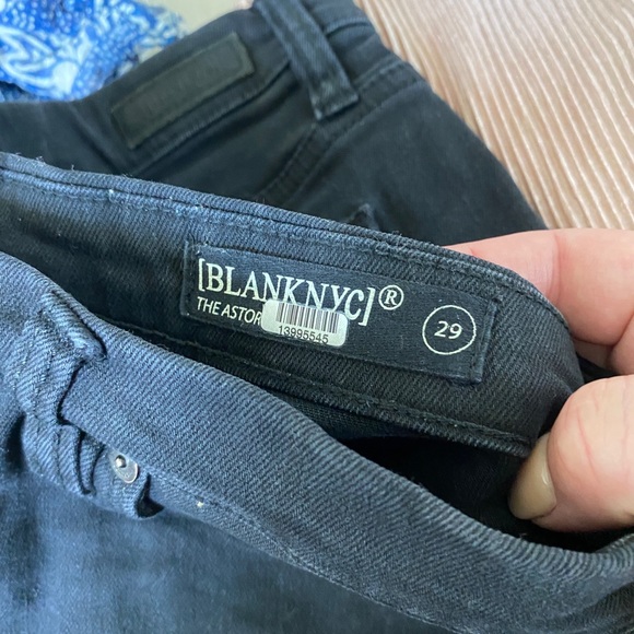 Blank NYC denim shorts - Picture 3 of 4